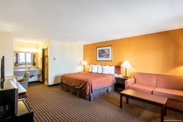 Scottish Inns and Suites (Eau Claire)
